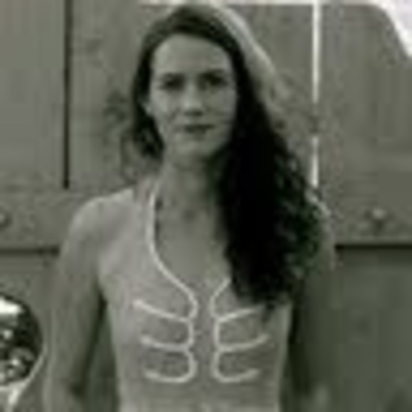 Meet your Posher, Cait - Picture 1 of 1